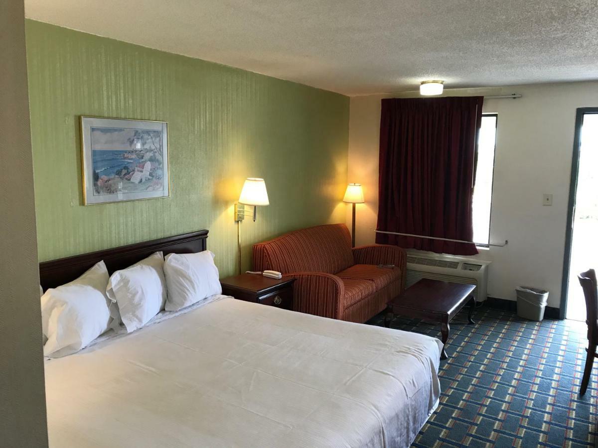 Scottish Inns Augusta Esterno foto